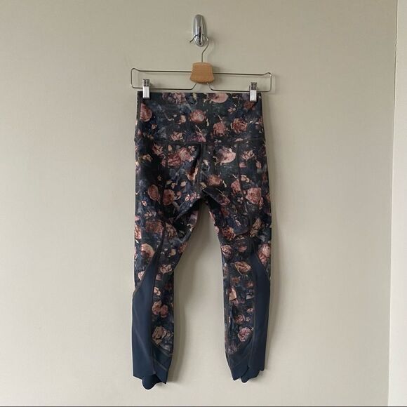 LULULEMON Wunder Under Crop II (Special Edition) *Scallop 24" Frosted Rose - Picture 4 of 12